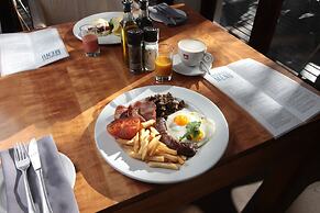 Perry's Bridge Hollow Boutique Hotel