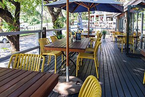 Perry's Bridge Hollow Boutique Hotel