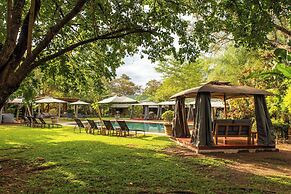 Perry's Bridge Hollow Boutique Hotel