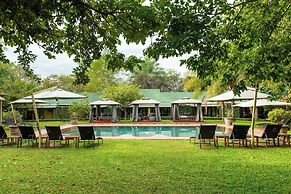 Perry's Bridge Hollow Boutique Hotel