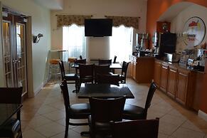 Super 8 by Wyndham Austin/Airport South