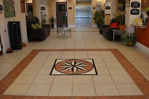 Super 8 by Wyndham Austin/Airport South