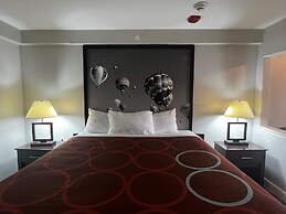 Super 8 by Wyndham Mont Belvieu/Baytown East