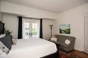 Dinsmore Boutique Inn