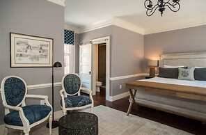Dinsmore Boutique Inn