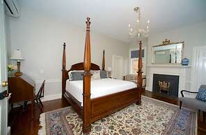 Dinsmore Boutique Inn