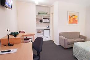 The Standpipe Golf Motor Inn