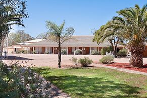 The Standpipe Golf Motor Inn