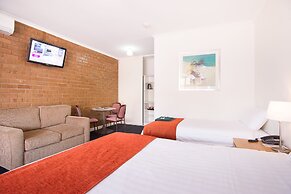 The Standpipe Golf Motor Inn