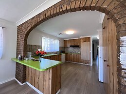 Albury Garden Court Motel