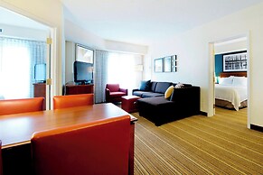 Residence Inn by Marriott Mississauga - Airport Corporate Centre West