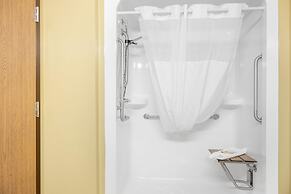 Best Western Plus Grand-Sault Hotel & Suites