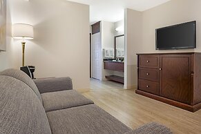 Best Western Plus Grand-Sault Hotel & Suites