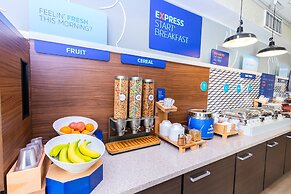 Holiday Inn Express & Suites Houston East, by IHG