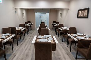 Dinya Lisbon Hotel