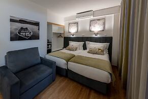 Dinya Lisbon Hotel