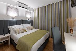 Dinya Lisbon Hotel