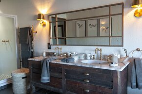 Jock Safari Lodge