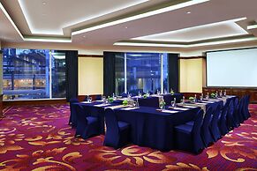 The Ritz-Carlton Jakarta, Mega Kuningan