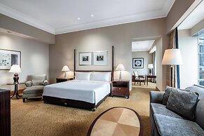 The Ritz-Carlton Jakarta, Mega Kuningan