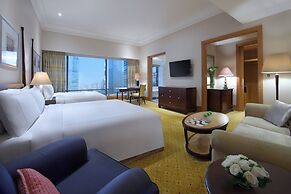 The Ritz-Carlton Jakarta, Mega Kuningan