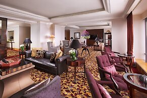 The Ritz-Carlton Jakarta, Mega Kuningan