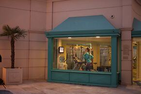 Epic Hotel Villa Mercedes