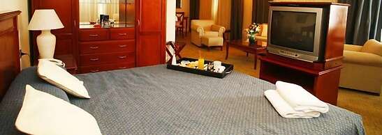 Epic Hotel Villa Mercedes