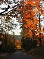 Whistler's Inn Bed & Breakfast