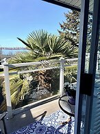 Ocean Breeze B&B