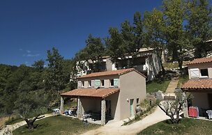 Résidence Club Odalys Le domaine des Hauts de Salavas