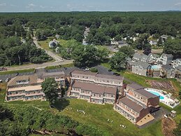 Ogunquit River Inn & Suites