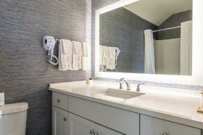 Ogunquit River Inn & Suites