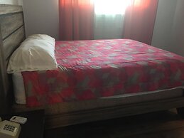 Tradewinds Hotel LAX Airport