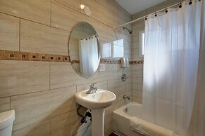 Tradewinds Hotel LAX Airport