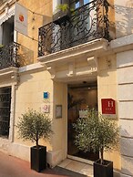 Hotel d'Aragon - Place de la Comédie