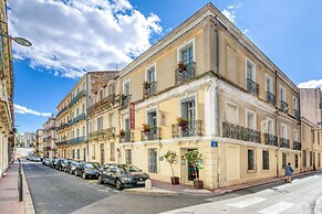 Hotel d'Aragon - Place de la Comédie
