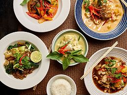 Careys Manor & Senspa