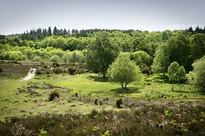 Careys Manor & Senspa