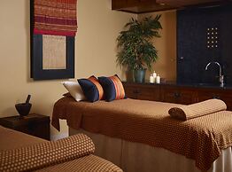 Careys Manor & Senspa