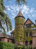 Careys Manor & Senspa