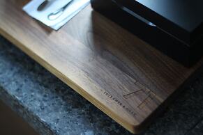 Hotel 71 by Preferred Hotels & Resorts