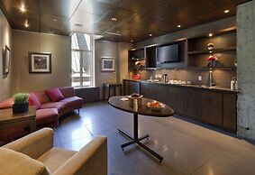 Hotel 71 by Preferred Hotels & Resorts