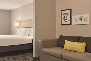 Country Inn & Suites by Radisson, St. Cloud East, MN