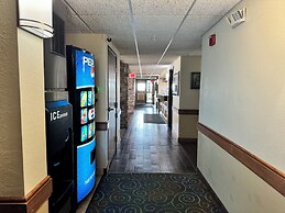 AmericInn by Wyndham Kewanee