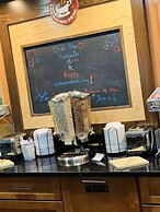 AmericInn by Wyndham Kewanee