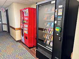 AmericInn by Wyndham Kewanee