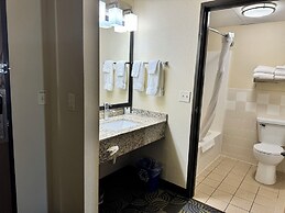 AmericInn by Wyndham Kewanee