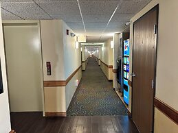 AmericInn by Wyndham Kewanee