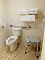 AmericInn by Wyndham Kewanee